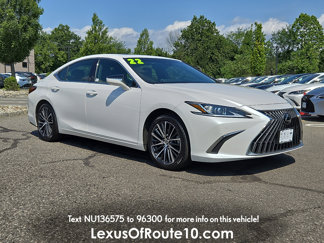 Certified 2022 Lexus ES 350 w/ Premium Package image 1