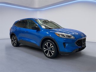 Used 2021 Ford Escape SE w/ SE Sport Appearance Package image 1