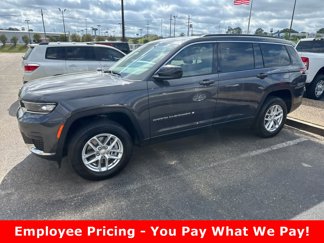 New 2025 Jeep Grand Cherokee L Laredo image 1
