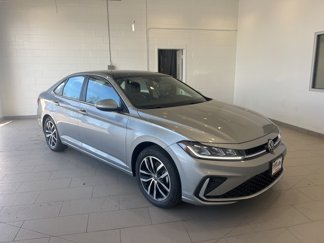 New 2025 Volkswagen Jetta SE image 1