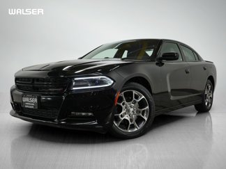 Used 2015 Dodge Charger SXT image 1