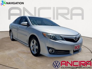 Used 2014 Toyota Camry SE image 1