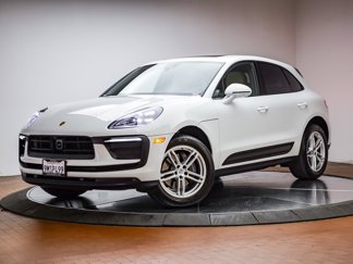 Certified 2025 Porsche Macan image 1