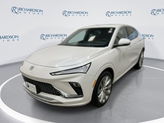 New 2024 Buick Envista Avenir image 1