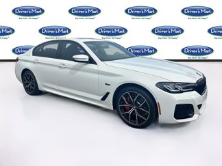 Used 2022 BMW 530e w/ M Sport Package image 1
