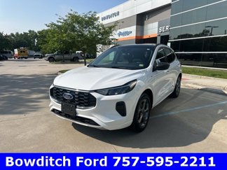 Used 2023 Ford Escape ST-Line w/ Tech Pack #1 image 1
