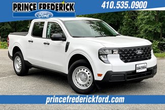 New 2025 Ford Maverick XL image 1