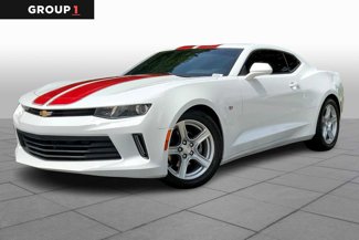 Used 2018 Chevrolet Camaro LT image 1