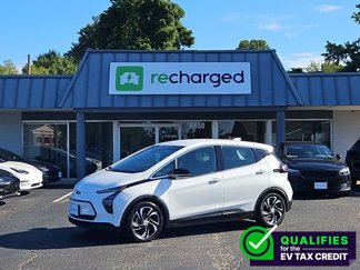 Used 2023 Chevrolet Bolt LT image 1