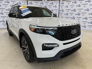 Certified 2023 Ford Explorer ST-Line image 1