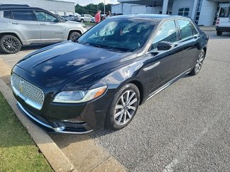 Used 2018 Lincoln Continental Premiere image 1