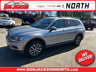 Used 2020 Volkswagen Tiguan SE image 1