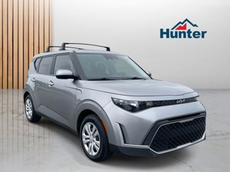 Used 2023 Kia Soul LX image 1