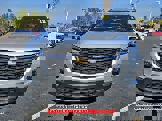 Used 2022 Chevrolet Traverse LS video 2