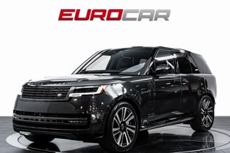 Used 2023 Land Rover Range Rover SE image 1