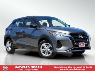 Used 2024 Nissan Kicks S image 1