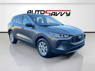Used 2023 Ford Escape Active image 1