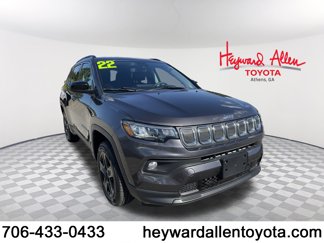 Used 2022 Jeep Compass Latitude image 1