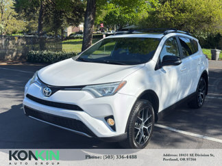 Used 2017 Toyota RAV4 SE image 1