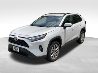 Used 2024 Toyota RAV4 XLE Premium image 1