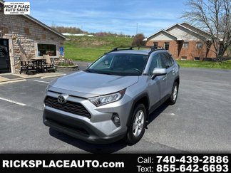 Used 2021 Toyota RAV4 XLE image 1