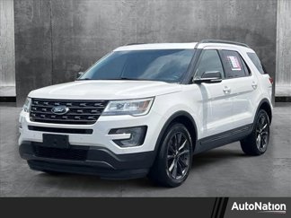 Used 2017 Ford Explorer XLT w/ Equipment Group 202A image 1