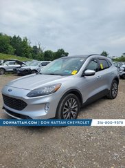 Used 2020 Ford Escape Titanium image 1
