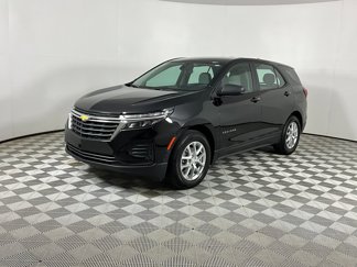 Used 2024 Chevrolet Equinox LS image 1