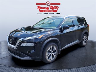 Used 2021 Nissan Rogue SV image 1