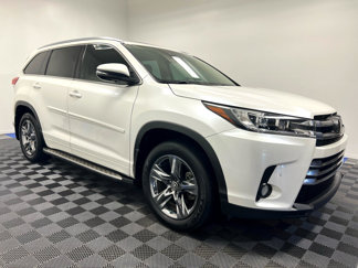 Used 2018 Toyota Highlander Limited image 1