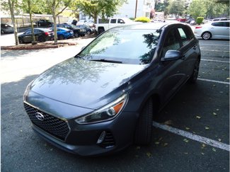 Used 2018 Hyundai Elantra GT image 1