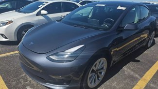 Used 2023 Tesla Model 3 Standard Range image 1