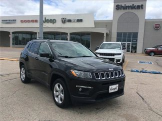 Certified 2019 Jeep Compass Latitude w/ Cold Weather Group image 1