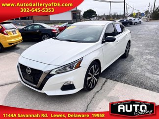 Used 2020 Nissan Altima 2.5 SR image 1