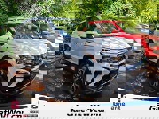 Certified 2022 Volkswagen Taos SE w/ Panoramic Sunroof Package image 1