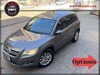 Used 2010 Volkswagen Tiguan S image 1