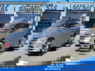 Used 2015 Chrysler 200 C image 1