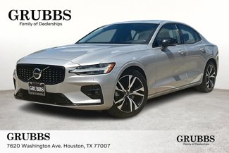 Certified 2025 Volvo S60 B5 Core image 1