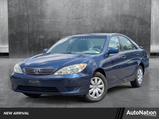 Used 2005 Toyota Camry LE image 1