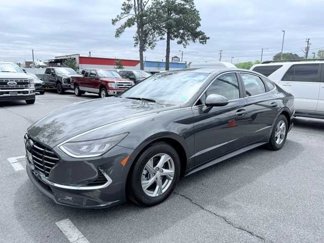 Used 2022 Hyundai Sonata SE image 1