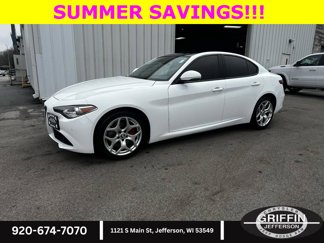 Used 2021 Alfa Romeo Giulia Ti image 1