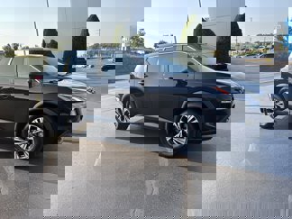 Used 2023 Nissan Rogue SV image 1