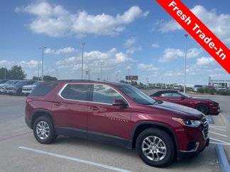 Used 2019 Chevrolet Traverse LT image 1