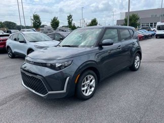 Used 2023 Kia Soul LX w/ Option Group 015 image 1
