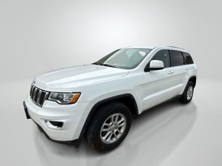 Used 2018 Jeep Grand Cherokee Laredo image 1