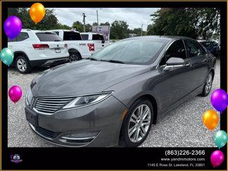 Used 2014 Lincoln MKZ image 1