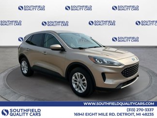Used 2020 Ford Escape SE image 1