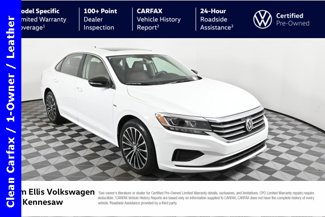 Certified 2022 Volkswagen Passat 2.0T image 1