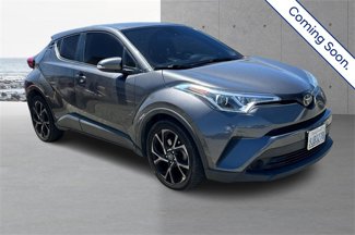 Used 2018 Toyota C-HR XLE image 1