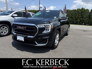 Certified 2022 GMC Terrain SLE w/ Driver Convenience Package image 1